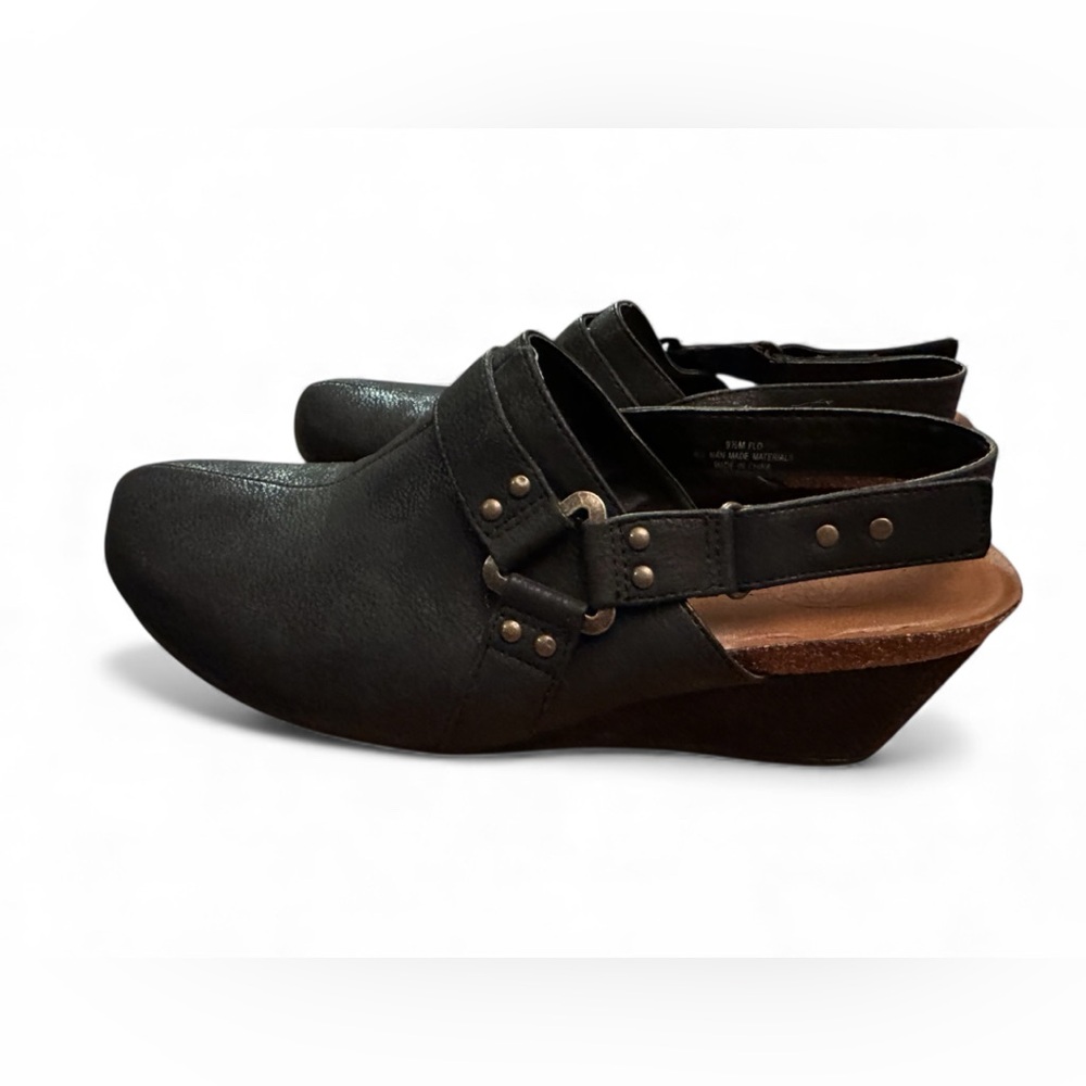 Women's Black Wedge Shoes sz 9
